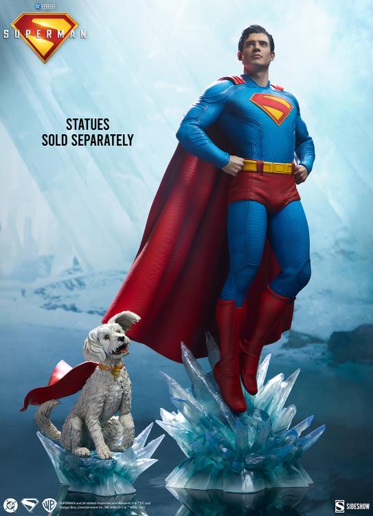 Superman (2025) Premium Format Superman Statue Gallery Image 3