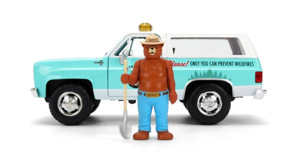Smokey Bear Hollywood Rides Smokey Bear & 1/24 Scale 1980 Chevy Blazer Model Gallery Image 3