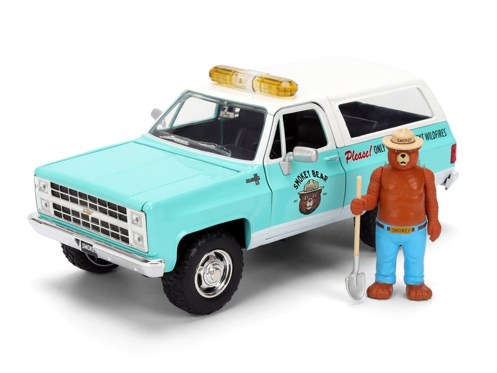 Smokey Bear Hollywood Rides Smokey Bear & 1/24 Scale 1980 Chevy Blazer Model Gallery Image 1