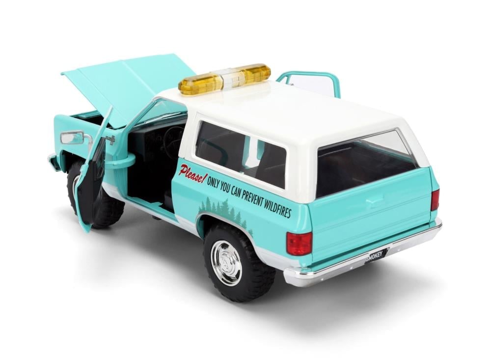 Smokey Bear Hollywood Rides Smokey Bear & 1/24 Scale 1980 Chevy Blazer Model Gallery Image 11