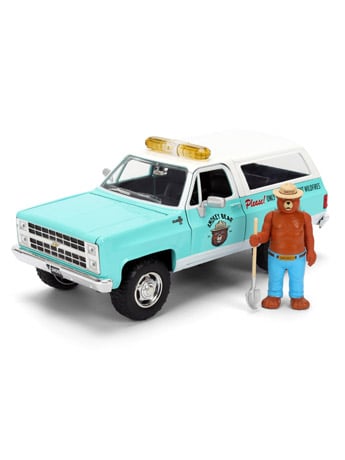 Smokey Bear Hollywood Rides Smokey Bear & 1/24 Scale 1980 Chevy Blazer Model Gallery Image 2