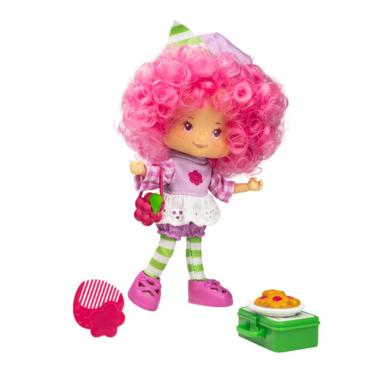 Strawberry Shortcake Raspberry Tart 5.5" SDCC 2025 Exclusive Fashion Doll Gallery Image 4