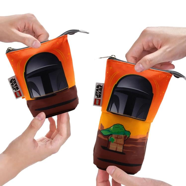 Star Wars: The Mandalorian LEGO The Mandalorian & Grogu Pop Up Pencil Case Gallery Image 4