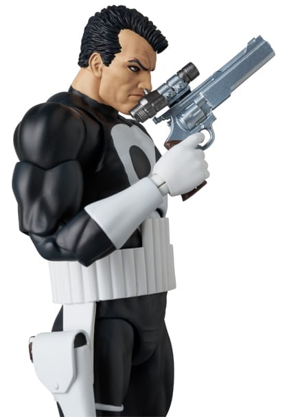 Marvel Comics MAFEX No.136 The Punisher Action Figure Gallery Image 13
