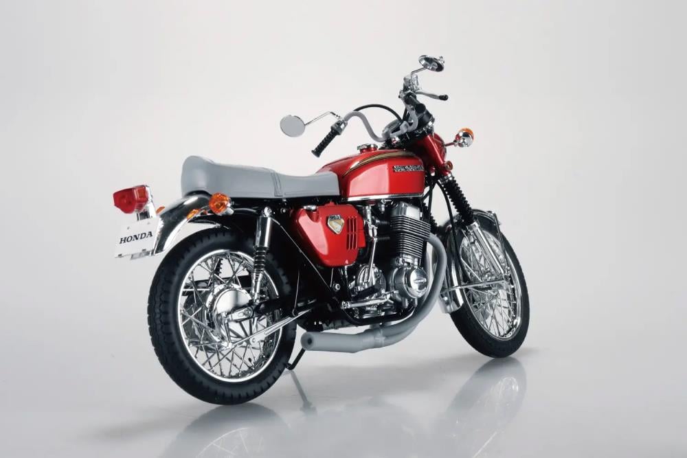 Aoshima BIKE #23 1969 Honda Dream CB750 Four (K0) Custom 1/12