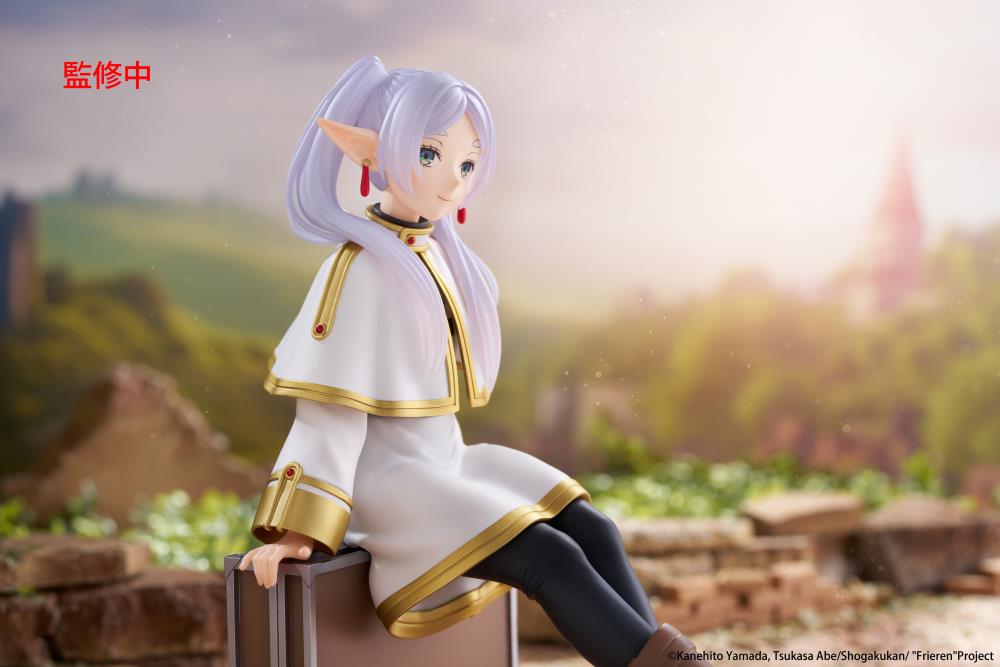 Frieren: Beyond Journey's End Desktop Cute Frieren (Trunk Case Ver.) Figure Gallery Image 5