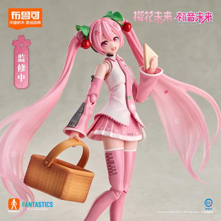 Vocaloid Fantastics Series Hatsune Miku (Sakura Ver.) Model Kit Gallery Image 4