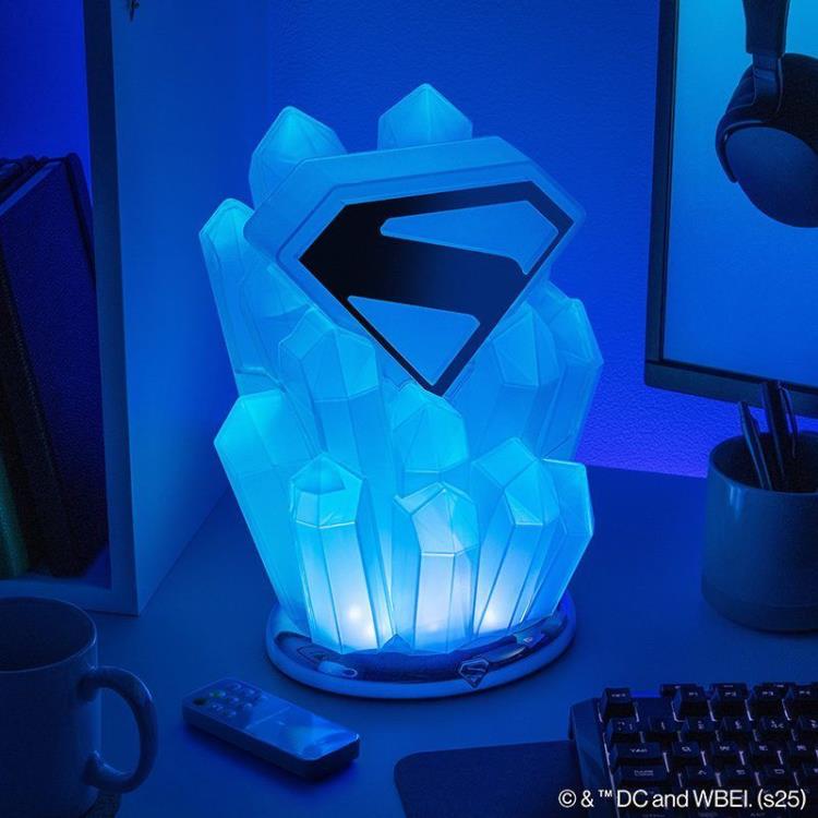 Superman (2025) Fortress of Solitude Light Gallery Image 3