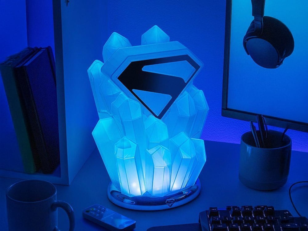 Superman (2025) Fortress of Solitude Light Gallery Image 1