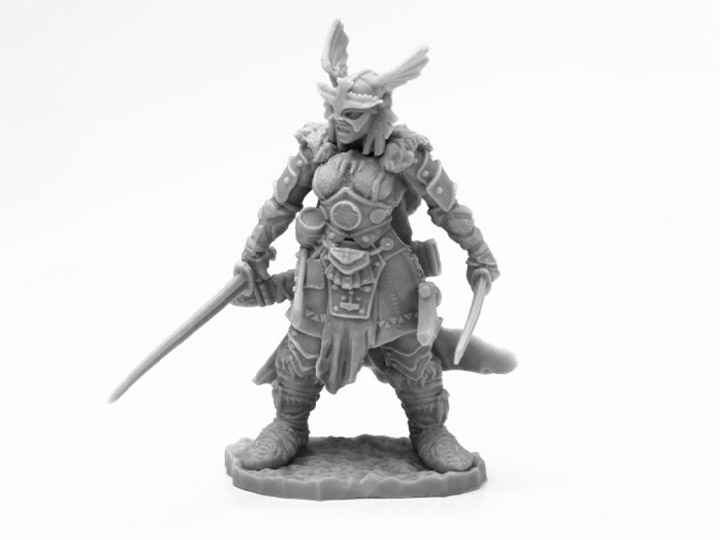 Reaper Bones Black Frost Giant Heroine Miniature Gallery Image 1