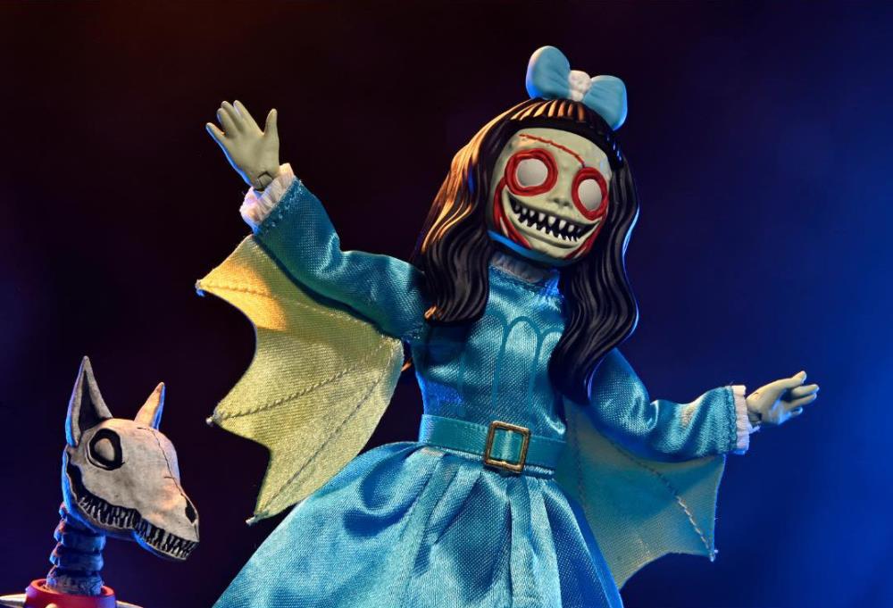 The Beauty of Horror Ghouliana 8" Clothed Action Figure Gallery Image 10