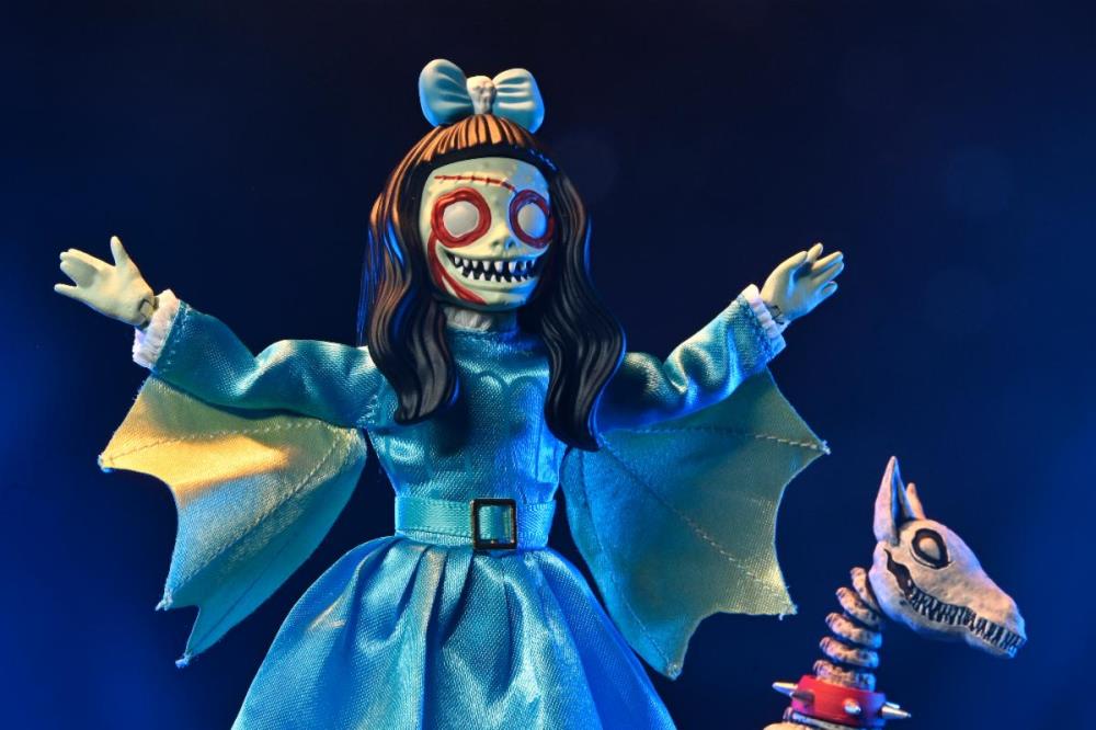 The Beauty of Horror Ghouliana 8" Clothed Action Figure Gallery Image 11