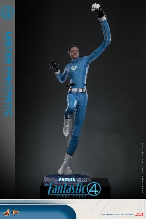 The Fantastic Four: First Steps MMS821 Mister Fantastic 1/6th Scale Collectible Figure Gallery Image 4
