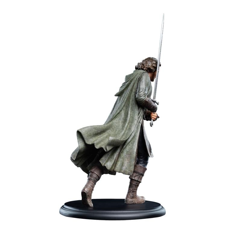 The Lord of the Rings Aragorn Miniature Statue Gallery Image 8