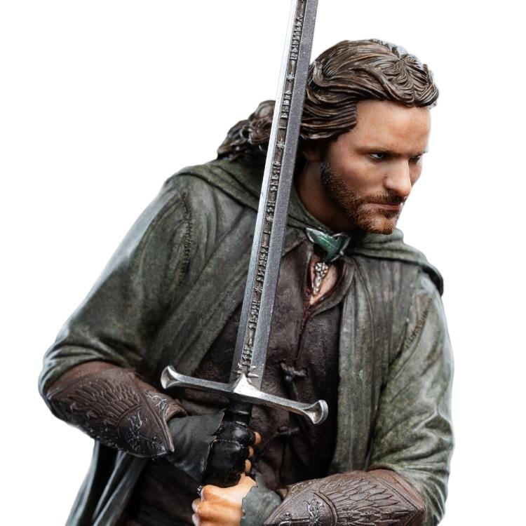 The Lord of the Rings Aragorn Miniature Statue Gallery Image 13