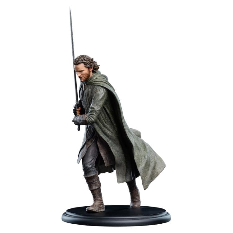 The Lord of the Rings Aragorn Miniature Statue Gallery Image 12