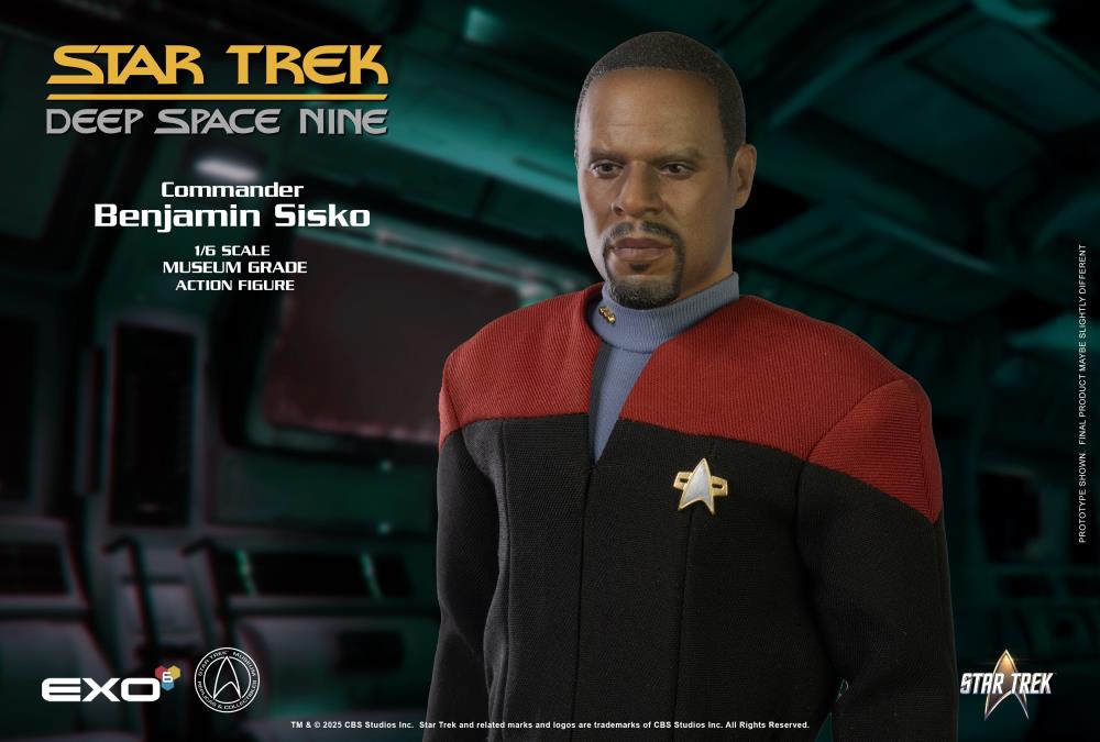 Star Trek: Deep Space Nine Commander Benjamin Sisko (Season 1-3 Ver.) 1/6 Scale Figure Gallery Image 3