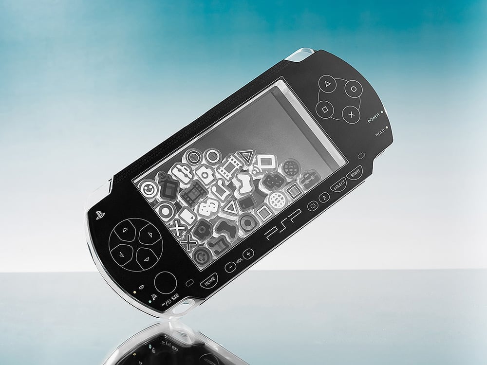 PSP (PlayStation Portable) Rattle Acrylic Standee (Black Ver.) Gallery Image 1