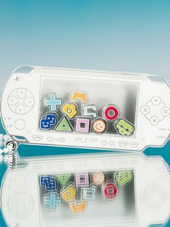 PSP (PlayStation Portable) Rattle Acrylic Keychain (White Ver.)