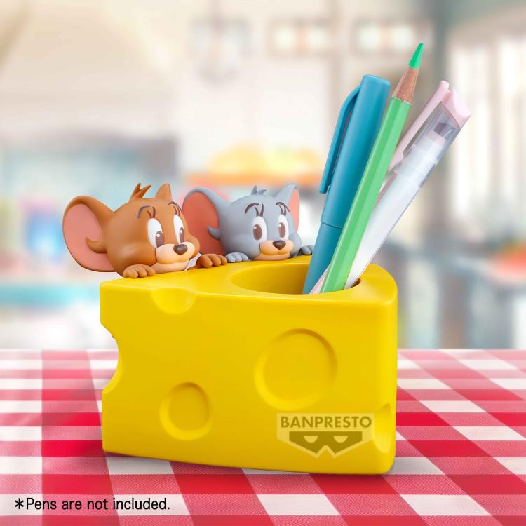 Tom and Jerry FigLife! Jerry & Tuffy Figure Gallery Image 6