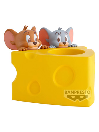 Tom and Jerry FigLife! Jerry & Tuffy Figure Gallery Image 2