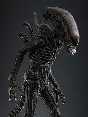 Alien MMS826 Big Chap 1/6th Scale Collectible Figure