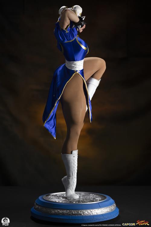 Street Fighter Chun-Li (Classic) 1/2 Scale Limited Edition Statue Gallery Image 7