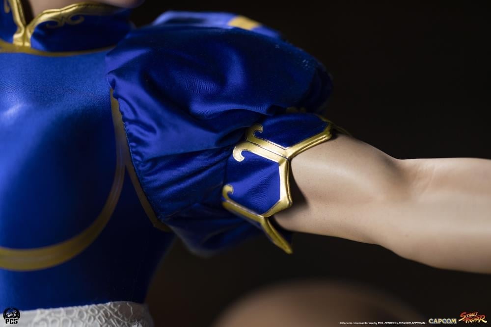 Street Fighter Chun-Li (Classic) 1/2 Scale Limited Edition Statue Gallery Image 15