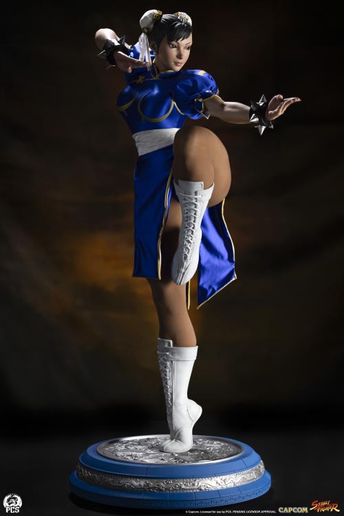Street Fighter Chun-Li (Classic) 1/2 Scale Limited Edition Statue Gallery Image 3