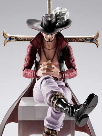 One Piece S.H.Figuarts Dracule Mihawk -Hawk Eye- Exclusive Action
