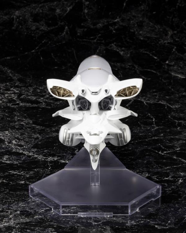 Legend of the Galactic Heroes: Die Neue These Galactic Empire Forces Battleship Brynhildr 1/3000 Scale Model Kit Gallery Image 12