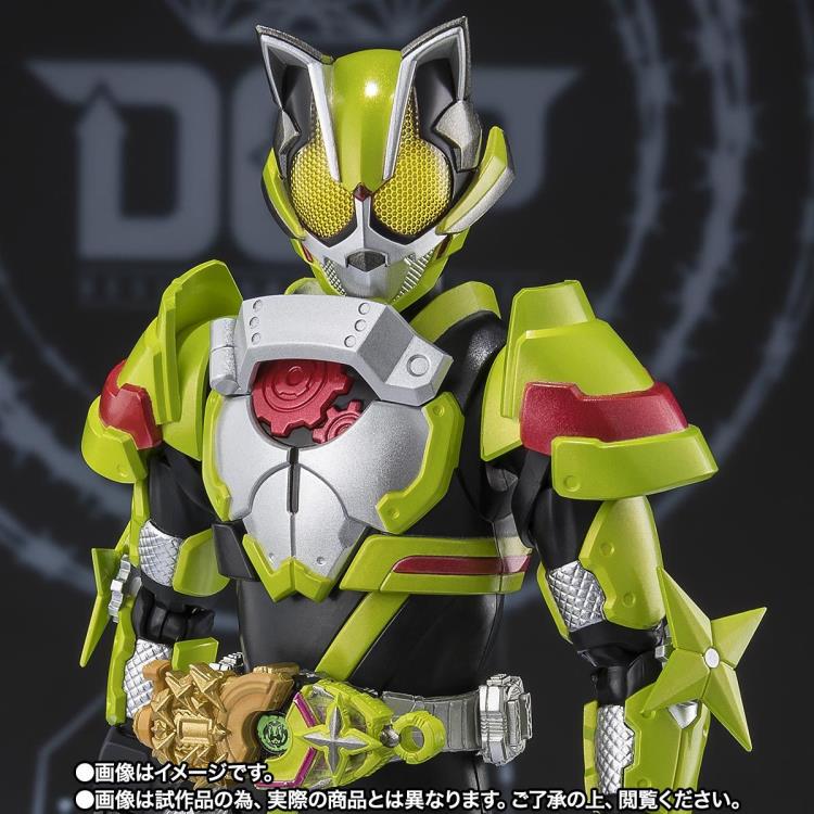 Kamen Rider Geats S.H.Figuarts Kamen Rider Tycoon (Fever Ninja Form) & Kekera (Kaeru no Okimono) Exclusive Figure Set Gallery Image 6