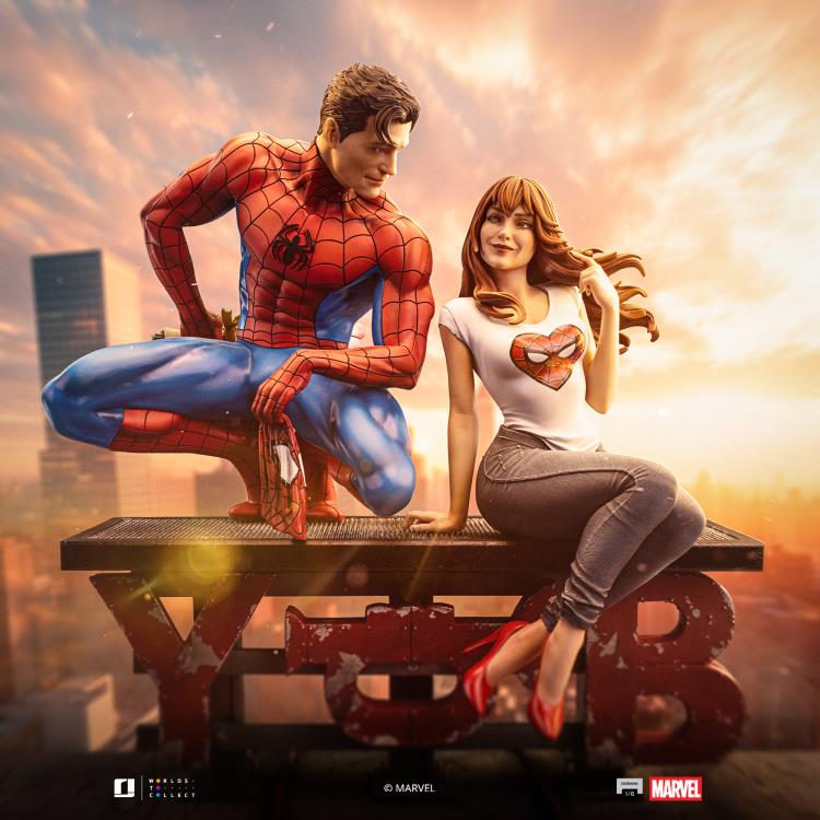 Marvel Comics Spider-Man and Mary Jane 1/6 Scale Limited Edition Diorama Gallery Image 3