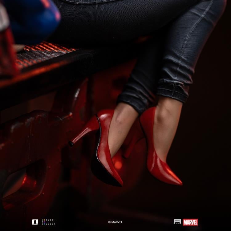 Marvel Comics Spider-Man and Mary Jane 1/6 Scale Limited Edition Diorama Gallery Image 17
