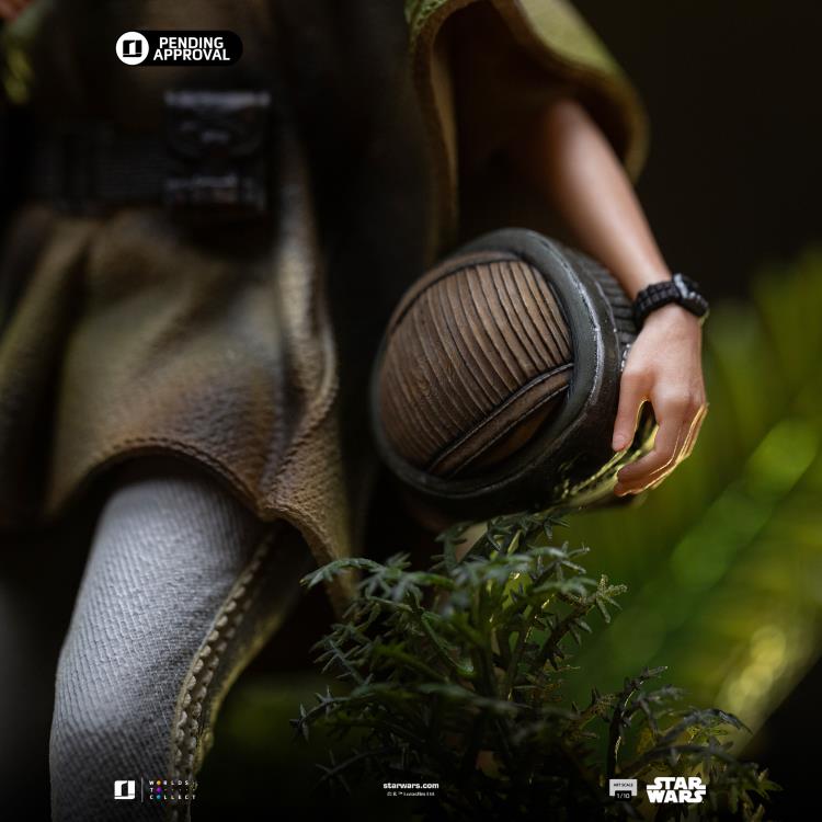 Star Wars: Return of the Jedi Leia and Wicket 1/10 Art Scale Limited Edition Statue Gallery Image 16