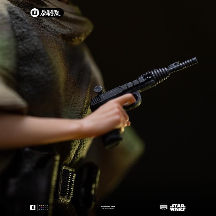 Star Wars: Return of the Jedi Leia and Wicket 1/10 Art Scale Limited Edition Statue Gallery Image 12