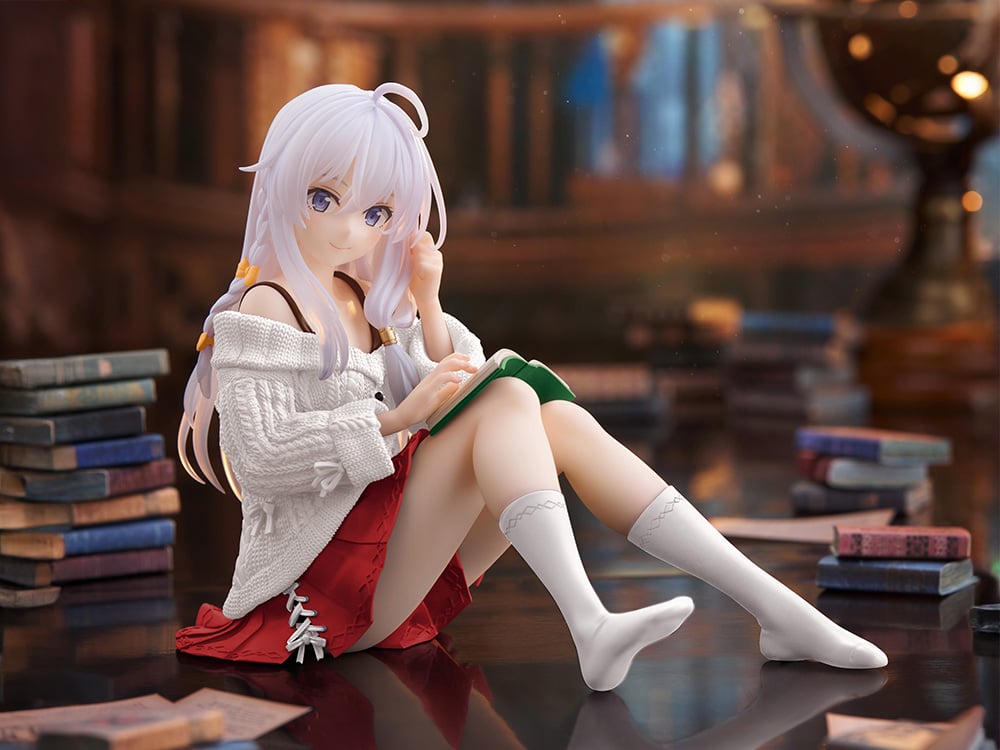 Wandering Witch: The Journey of Elaina Desktop Cute Elaina (Casual Clothes Ver.) Figure (Renewal Edition) Gallery Image 1