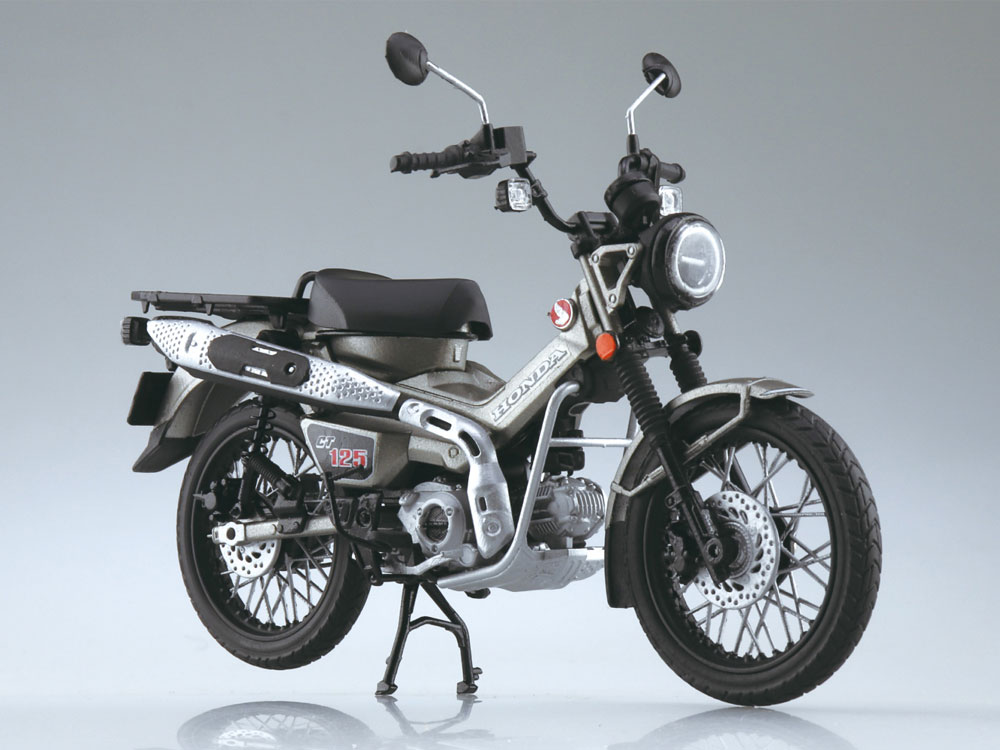 Aoshima Honda CT125 Hunter Cub (Matte Armored Silver Metallic) 1/12 Scale Diecast Motorcycle Gallery Image 1