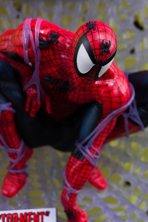 Marvel Comics Spider-Man (Spider-Man #1) 1/6 Scale Figure Gallery Image 7
