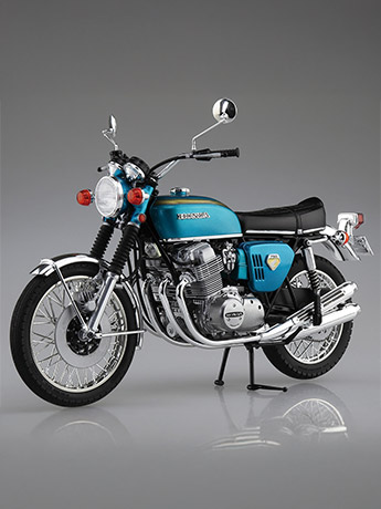 Aoshima Honda CB750 Dream CB750 Four '69 1/12 Scale Motorcycle Model Kit Gallery Image 2