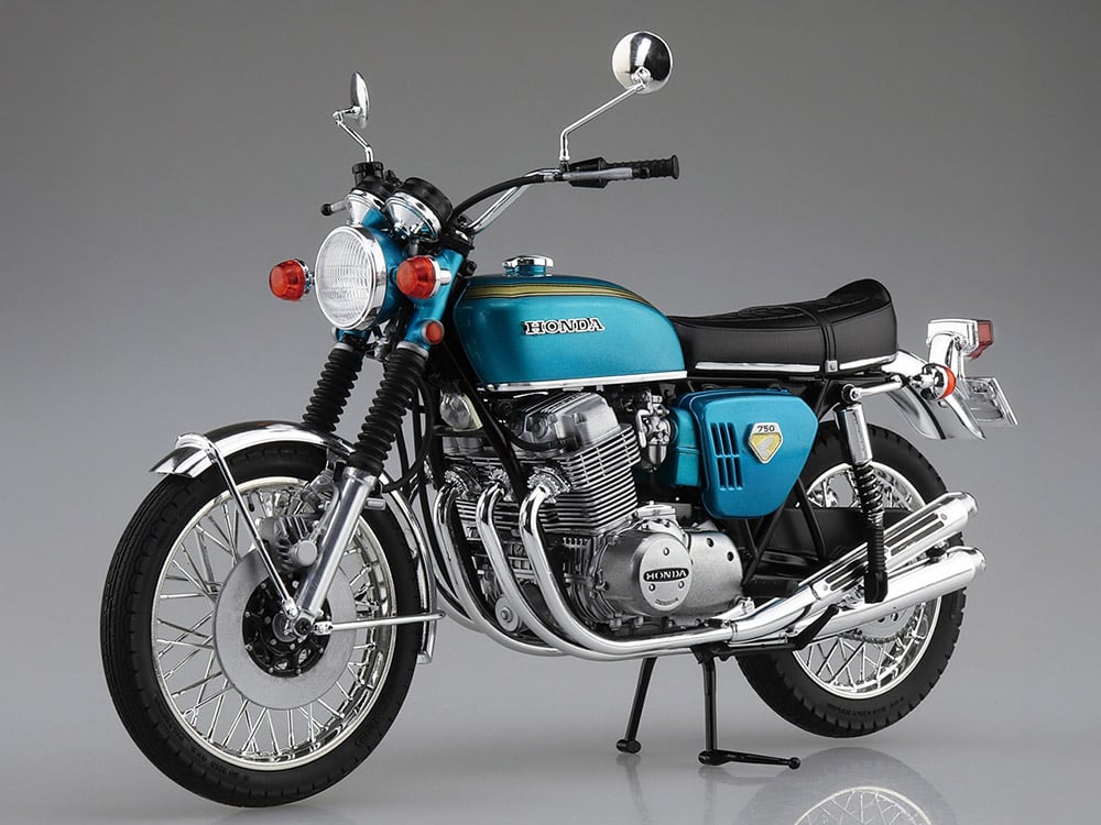 Aoshima Honda CB750 Dream CB750 Four '69 1/12 Scale Motorcycle Model Kit Gallery Image 1