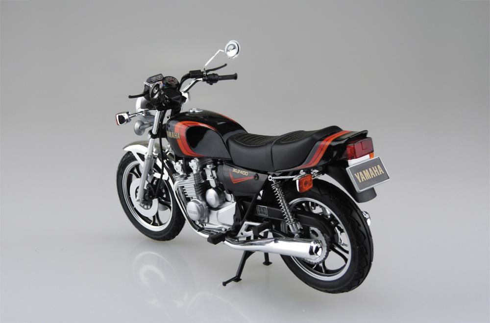 Aoshima Yamaha 4G0 XJ400 '80 1/12 Scale Motorcycle Model Kit