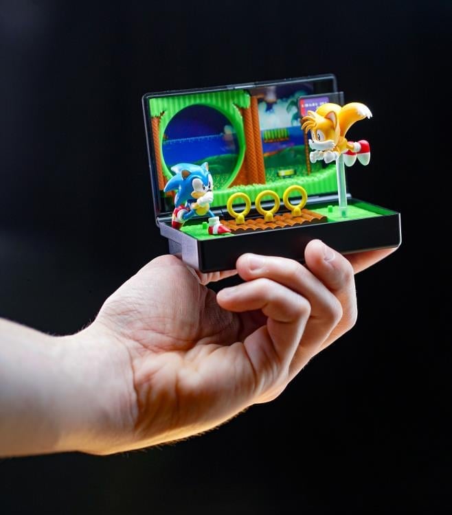 Sonic the Hedgehog 2 Console Heroes Green Hill Zone (Mega Drive) Cartridge Diorama Gallery Image 6