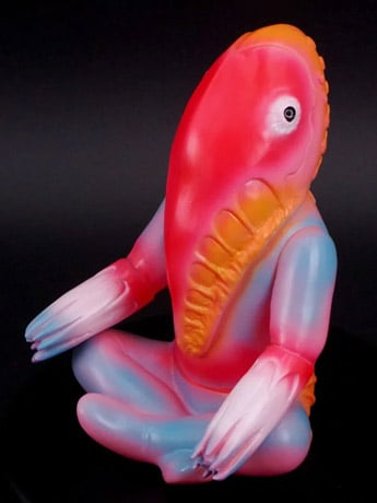 Ultraseven Alien Metron (Showa Retro Color Ver.) Figure Gallery Image 2