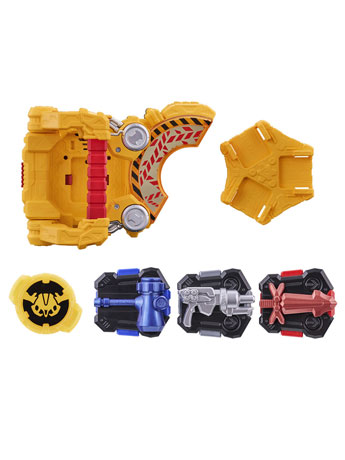 Kamen Rider Geats Premium DX Memorial Powered Builder Buckle & Gigant Buckle Set Gallery Image 2