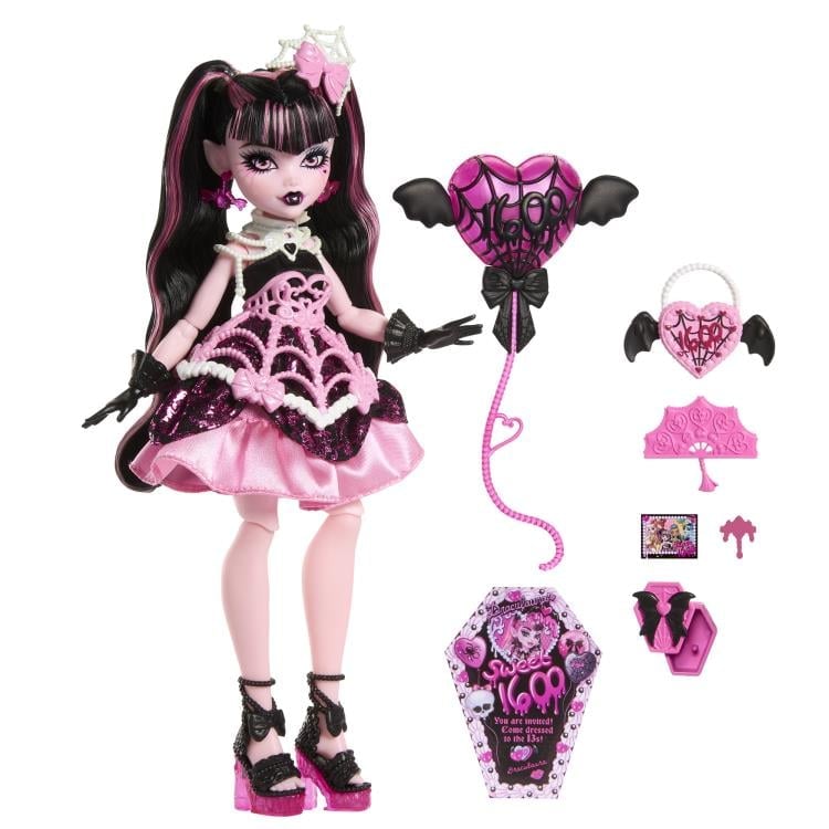 Monster High Scary Sweet Birthday Draculaura Doll Gallery Image 9