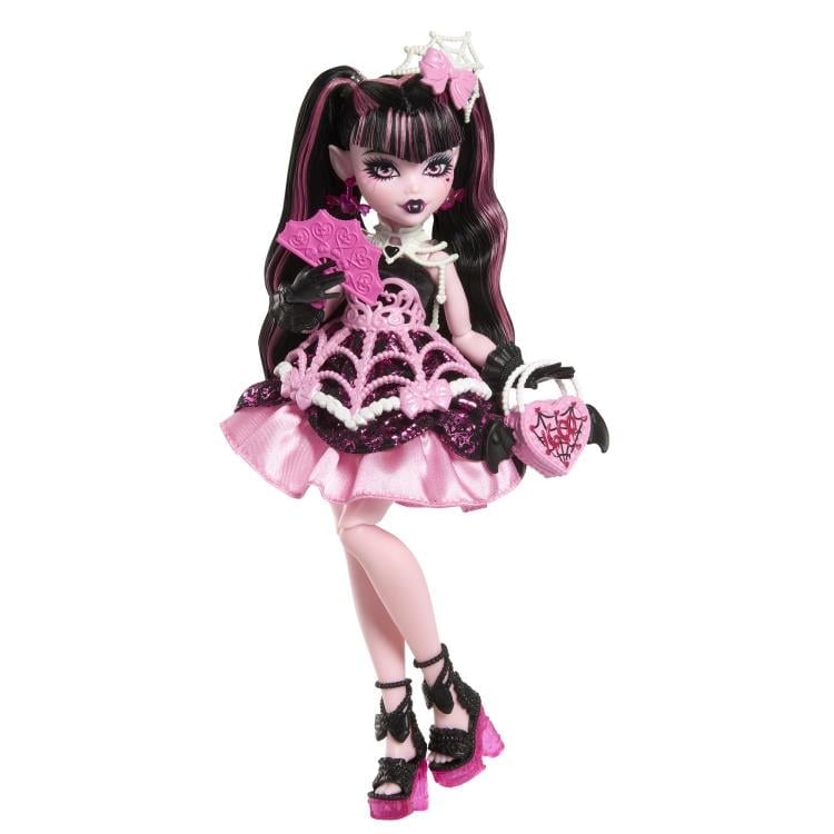 Monster High Scary Sweet Birthday Draculaura Doll Gallery Image 4