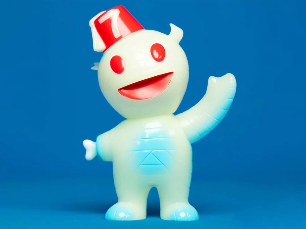 Mummy Boy with Fez (Glow Ver.) SDCC 2025 Exclusive Figure Gallery Image 1