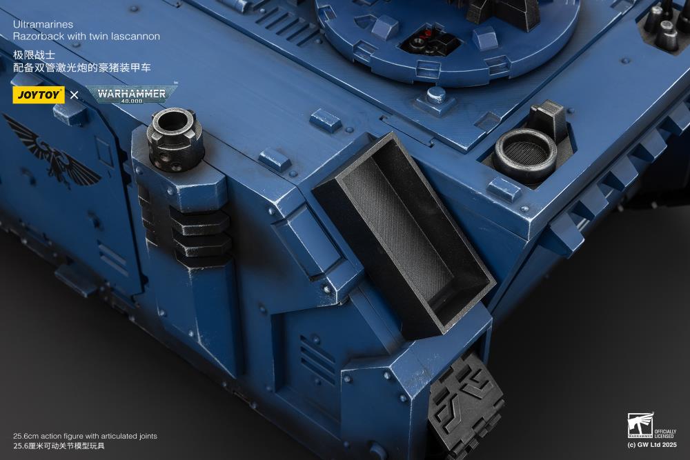 Warhammer 40K Ultramarines Razorback with Twin Lascannon 1/18 Scale Vehicle Gallery Image 17