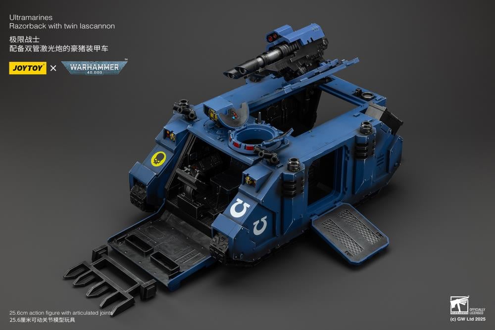 Warhammer 40K Ultramarines Razorback with Twin Lascannon 1/18 Scale Vehicle Gallery Image 12